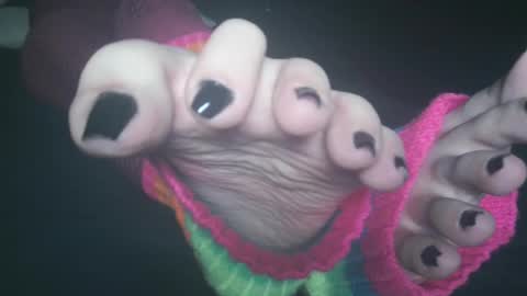 Viv West online show from December 26, 7:13 am