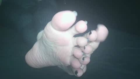 Viv West online show from December 27, 7:08 am