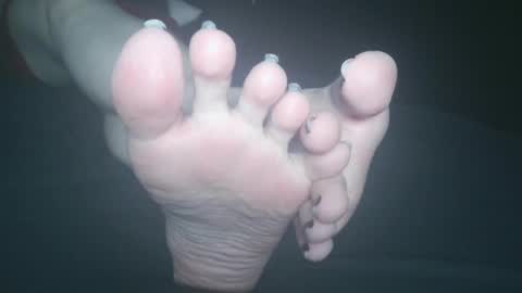 Viv West online show from January 2, 5:14 am