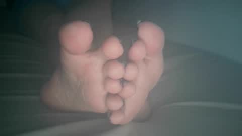 Viv West online show from April 21, 4:08 am