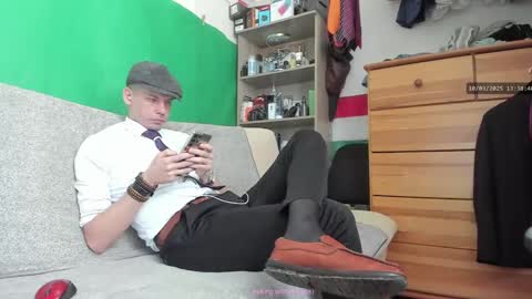 Virg Lszl online show from March 10, 12:37 pm