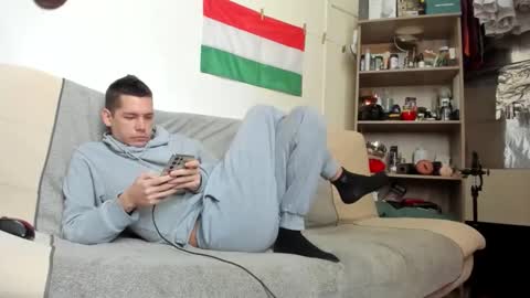 Virg Lszl online show from January 8, 12:29 pm