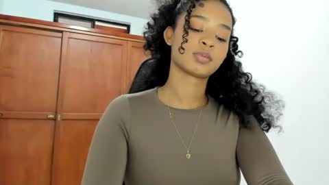 Snapshot of teles10 chatting on February 25, 10:07 pm Teles2023 online show from February 25, 10:07 pm