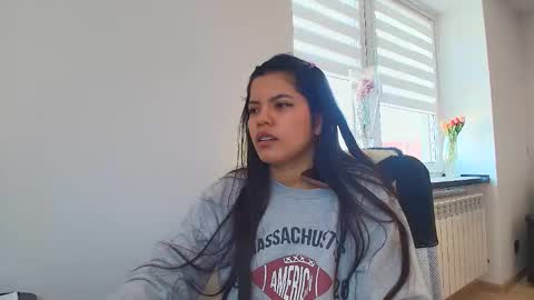 Snapshot of tell_me_goddess chatting on April 28, 7:24 am Amazing SALOME online show from April 28, 7:24 am