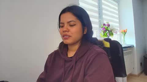 Snapshot of tell_me_goddess chatting on May 19, 8:20 am Amazing SALOME online show from May 19, 8:20 am