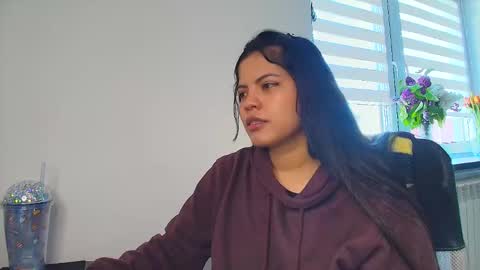 Snapshot of tell_me_goddess chatting on May 20, 7:25 am Amazing SALOME online show from May 20, 7:25 am