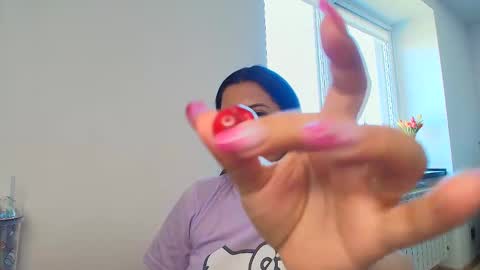 Snapshot of tell_me_goddess chatting on May 29, 8:12 am Amazing SALOME online show from May 29, 8:12 am