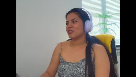 Snapshot of tell_me_goddess chatting on June 5, 8:20 am Amazing SALOME online show from June 5, 8:20 am