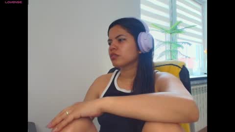 Snapshot of tell_me_goddess chatting on June 8, 8:15 am Amazing SALOME online show from June 8, 8:15 am