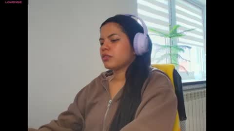 Snapshot of tell_me_goddess chatting on June 11, 8:01 am Amazing SALOME online show from June 11, 8:01 am