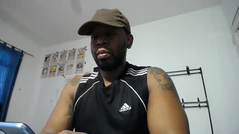 tellmeyourdaddy69 online show from May 24, 9:42 pm