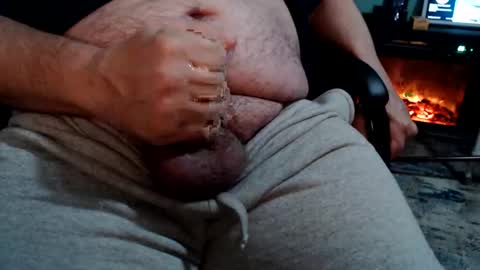 Snapshot of templargeor chatting on February 24, 1:24 am Templargeor online show from February 24, 1:24 am