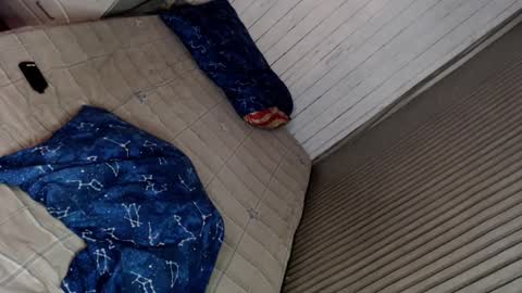 Im Dianna DONT FORGET TO FOLLOW ME   online show from December 3, 7:43 am