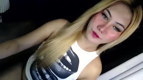 Im Dianna DONT FORGET TO FOLLOW ME   online show from January 7, 3:20 am