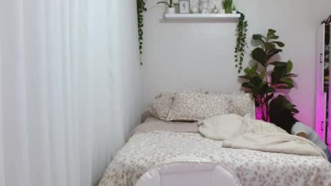 temptessa20 online show from October 25, 10:12 am