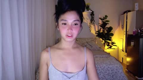 temptessa20 online show from November 1, 11:07 pm