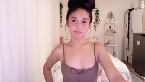 temptessa20 online show from November 11, 12:43 am