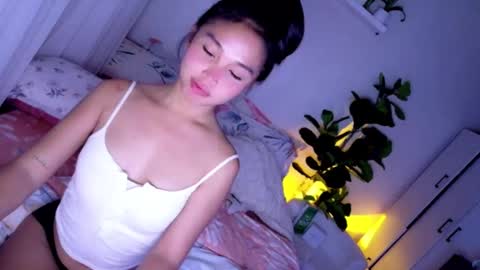 temptessa20 online show from November 21, 7:18 am