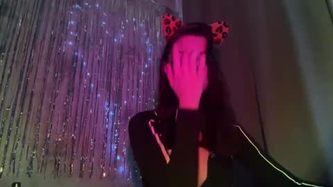 Snapshot of temptingvision chatting on December 21, 10:11 am temptingvision online show from December 21, 10:11 am