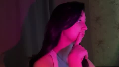 Snapshot of temptingvision chatting on January 6, 2:32 pm temptingvision online show from January 6, 2:32 pm