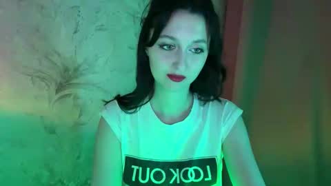 Snapshot of temptingvision chatting on March 3, 4:57 pm temptingvision online show from March 3, 4:57 pm