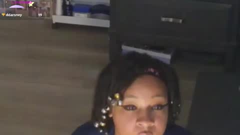 Gaia online show from October 11, 4:22 am