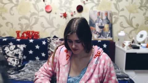 Snapshot of tender__ada chatting on February 19, 3:27 pm Ada online show from February 19, 3:27 pm