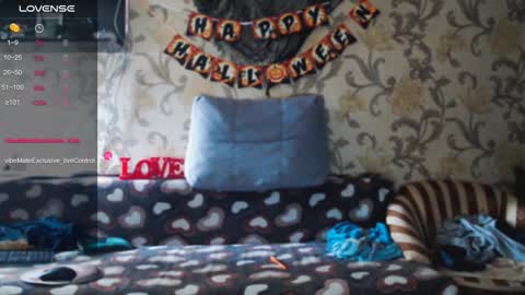 Snapshot of tender__ada chatting on October 20, 7:31 am Ada online show from October 20, 7:31 am