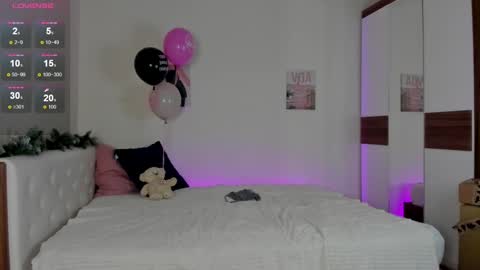 Sexy girl Li online show from January 21, 5:30 pm