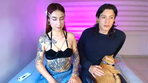 tender_dust online show from June 9, 4:35 am