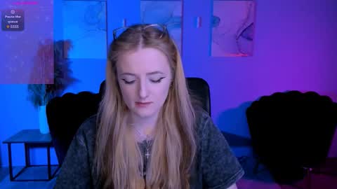 ur Louise online show from March 24, 8:25 pm