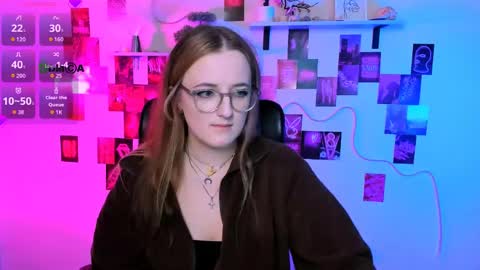 ur Louise online show from April 14, 9:21 pm