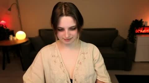 Snapshot of tender_meow chatting on May 5, 9:34 pm tender_meow online show from May 5, 9:34 pm