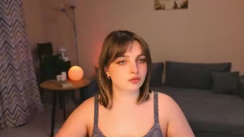 Snapshot of tender_meow chatting on June 11, 9:13 pm tender_meow online show from June 11, 9:13 pm