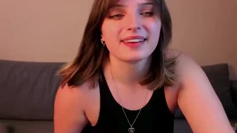 Snapshot of tender_meow chatting on July 21, 7:05 pm tender_meow online show from July 21, 7:05 pm