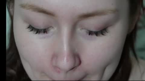 Snapshot of tendre_amelia chatting on July 4, 7:42 pm tendre_amelia online show from July 4, 7:42 pm