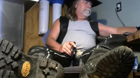 Tennredneck online show from November 1, 2:24 am