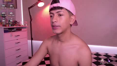 Snapshot of teobrowny_ chatting on September 28, 12:32 pm teo brown Independent model online show from September 28, 12:32 pm