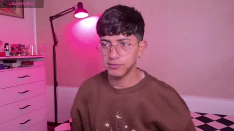 Snapshot of teobrowny_ chatting on September 30, 12:21 pm teo brown Independent model online show from September 30, 12:21 pm