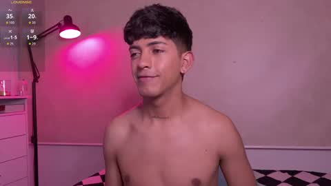 Snapshot of teobrowny_ chatting on October 1, 12:27 am teo brown Independent model online show from October 1, 12:27 am