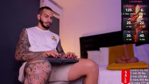 Teo Ferrer online show from October 29, 8:43 pm