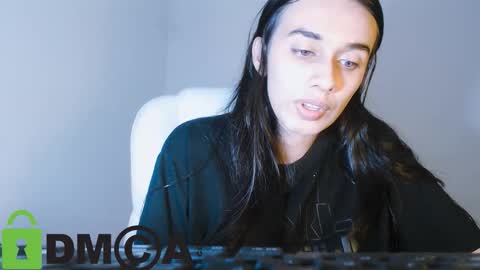 Lisa online show from December 14, 4:07 am