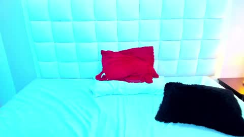 Teresa online show from February 1, 2:45 pm