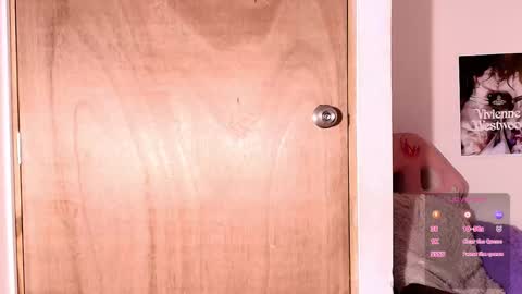 Terra Elowen online show from October 17, 11:24 am