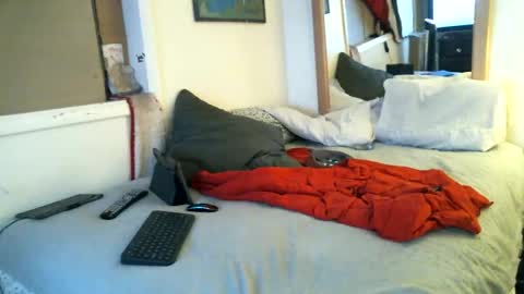 Axle online show from January 4, 6:52 am