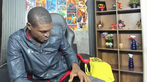 Snapshot of terranze_z chatting on January 5, 4:47 am terranze_z online show from January 5, 4:47 am