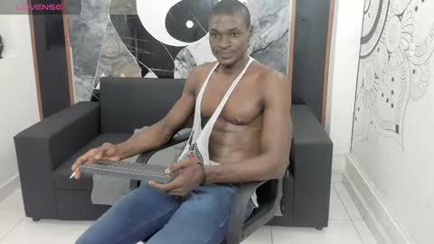 Snapshot of terranze_z chatting on January 24, 7:49 pm terranze_z online show from January 24, 7:49 pm