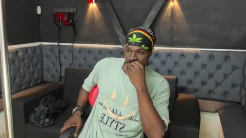 terranze_z online show from November 6, 7:04 pm