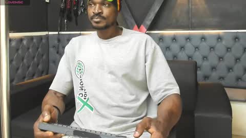 terranze_z online show from November 23, 7:57 pm