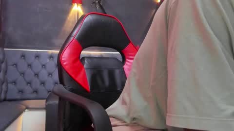 terranze_z online show from March 12, 9:21 pm